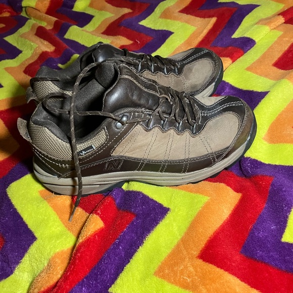 New Balance 967 Leather Waterproof Country Walker Shoes 8.5 - Picture 1 of 7